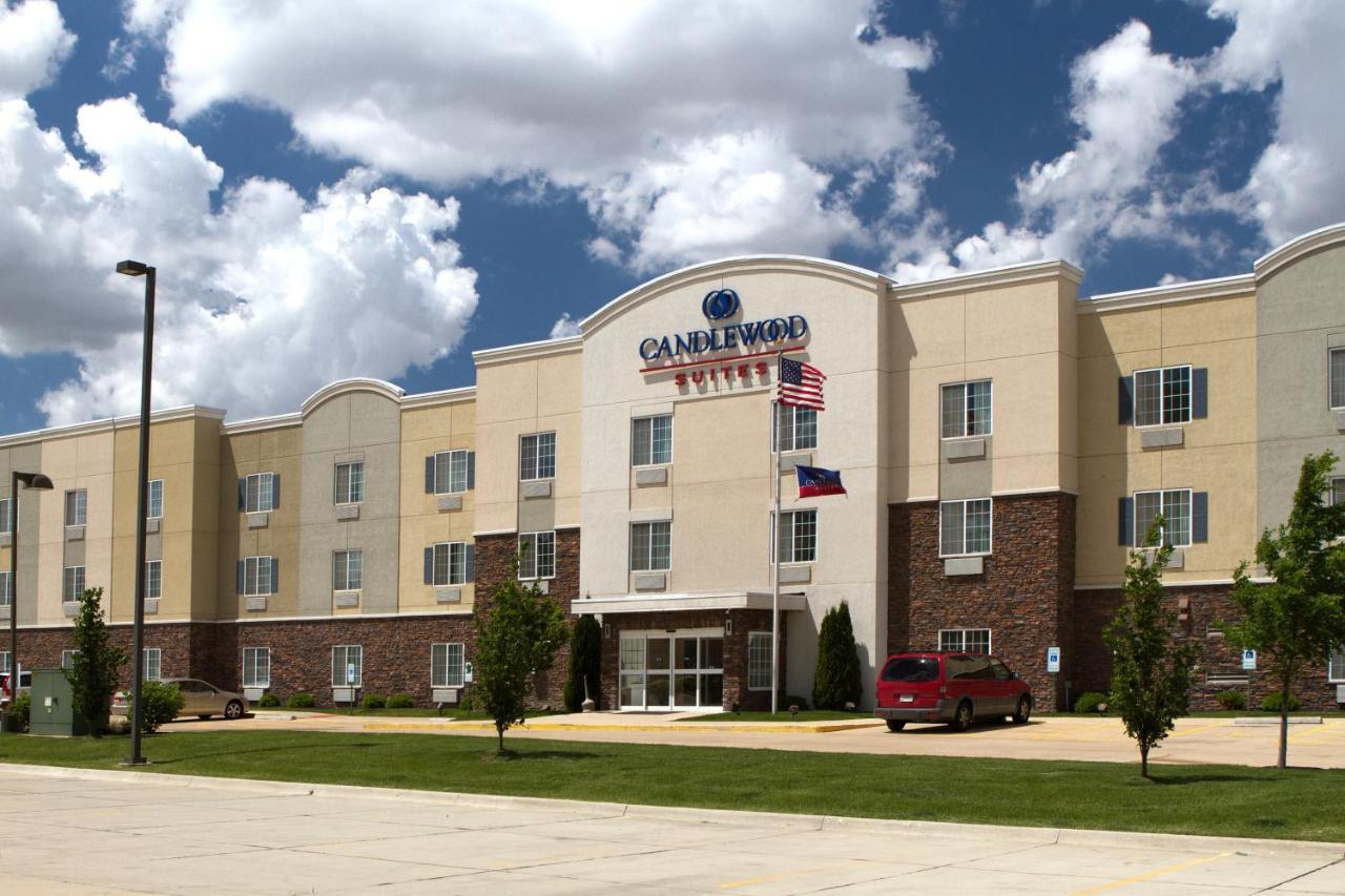 Candlewood Suites Champaign-Urbana University Area By Ihg Exterior foto