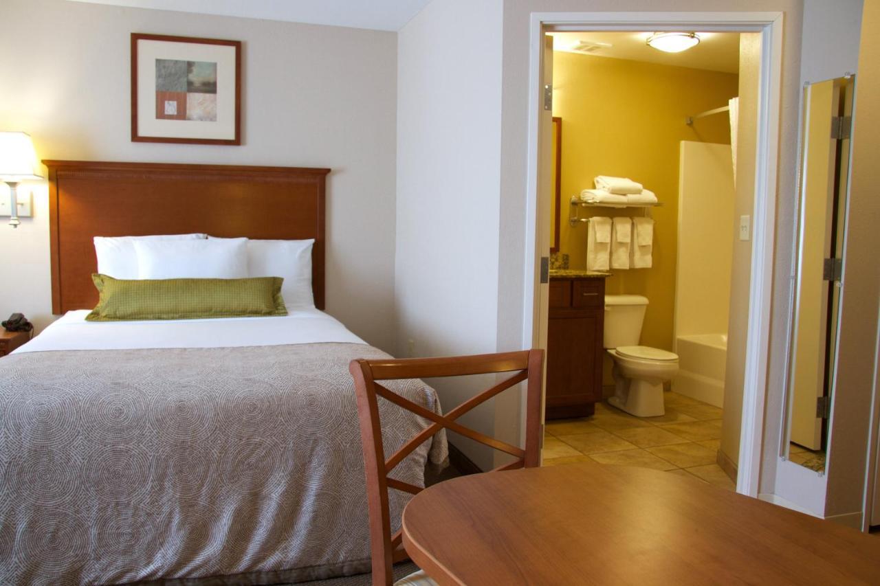 Candlewood Suites Champaign-Urbana University Area By Ihg Exterior foto