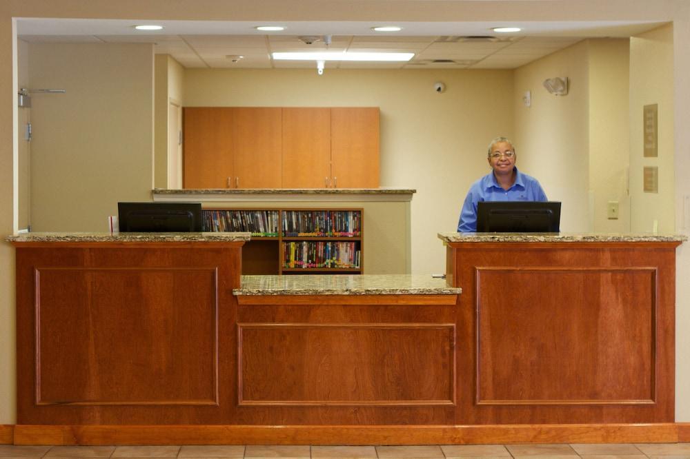 Candlewood Suites Champaign-Urbana University Area By Ihg Exterior foto